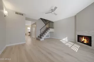 Photo #1: 6817876 Listing