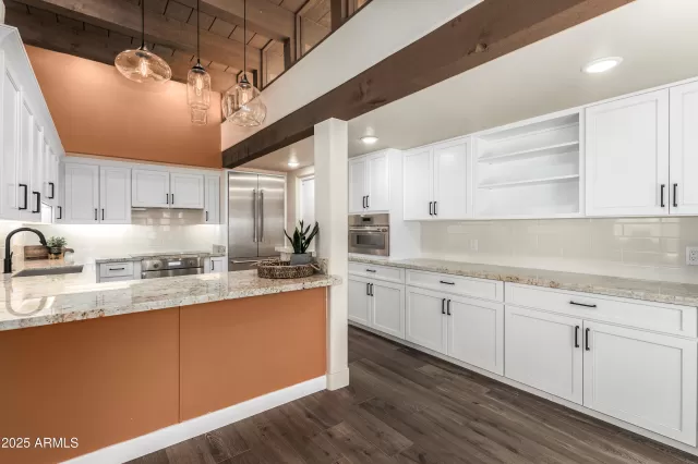 MLS: 6817923 Condo For Sale