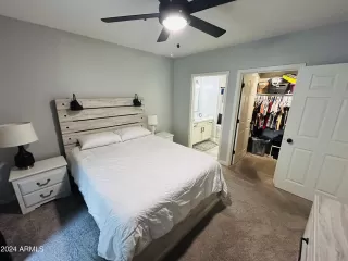 Photo #5: 6817978 Listing