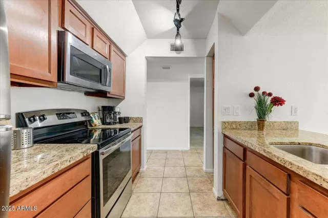 MLS: 6818057 Condo For Sale