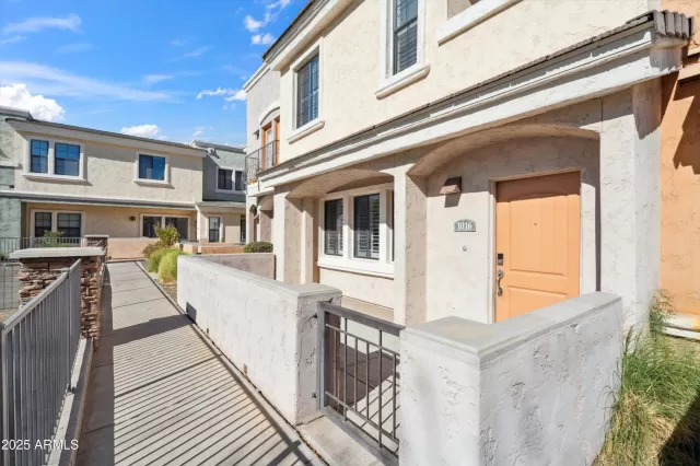 MLS: 6818303 Condo For Sale