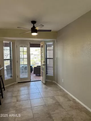 Photo #3: 6818371 Listing