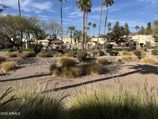 Photo #5: 6818371 Listing