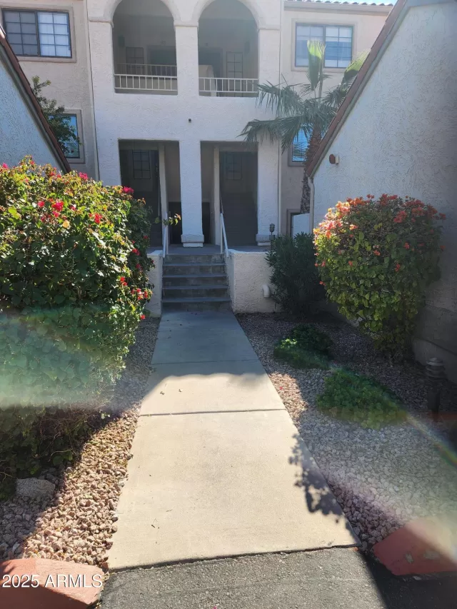 MLS: 6818645 Condo For Sale