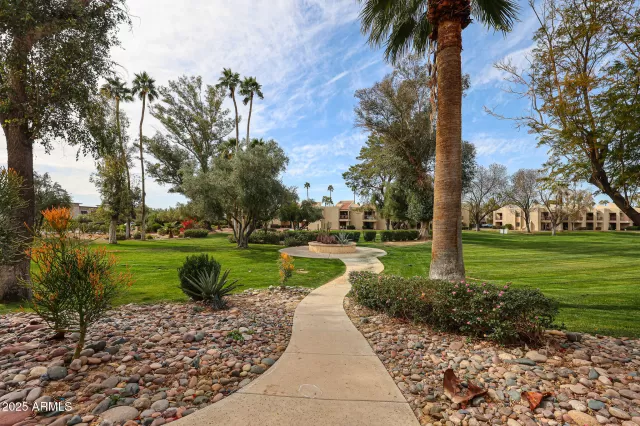 MLS: 6818910 Condo For Sale