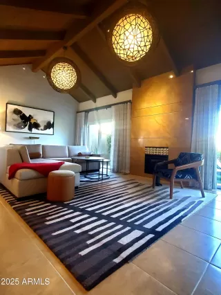 Photo #2: 6818939 Listing 