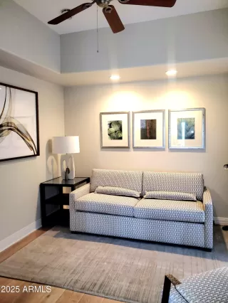 Photo #5: 6818939 Listing 