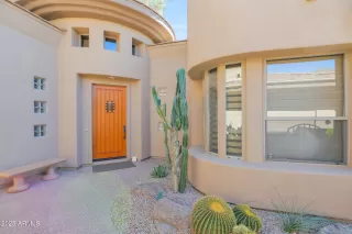 Photo #1: 6818986 Listing 