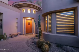 Photo #2: 6818986 Listing 