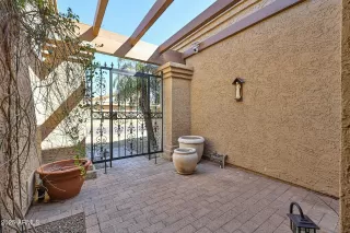 Photo #3: 6819048 Listing