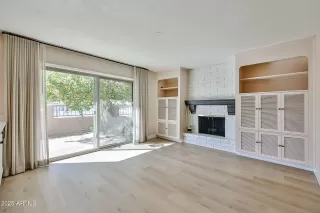 Photo #6: 6819048 Listing