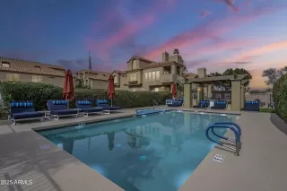 Photo #2: 6819142 Listing 