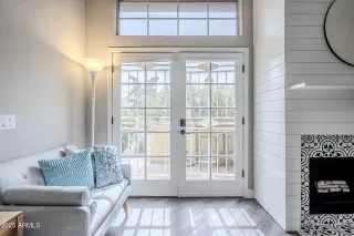 Photo #4: 6819142 Listing 