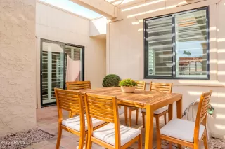 Photo #6: 6819210 Listing