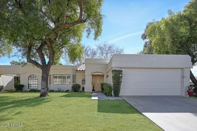 MLS: 6819347 Condo For Sale