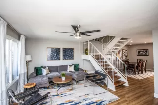 Photo #3: 6819387 Listing