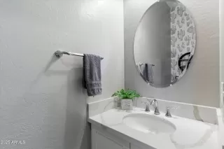 Photo #3: 6819392 Listing 