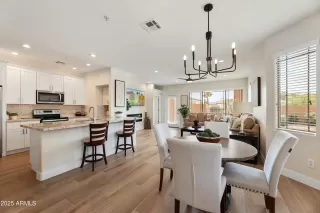 Photo #1: 6819540 Listing 