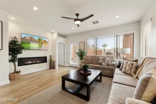 Photo #2: 6819540 Listing 