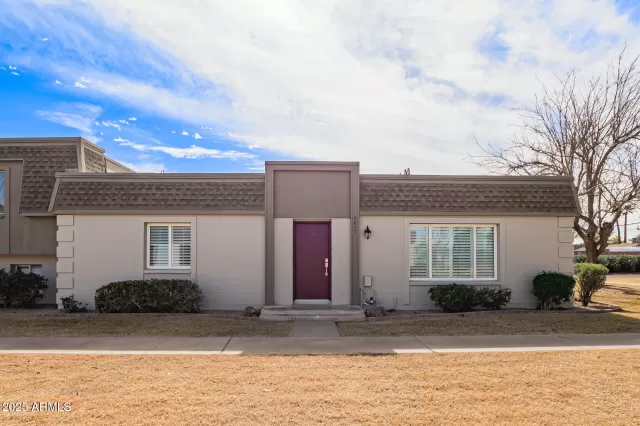 MLS: 6819598 Condo For Sale