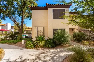 Photo #1: 6819643 Listing 