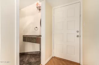 Photo #4: 6819807 Listing