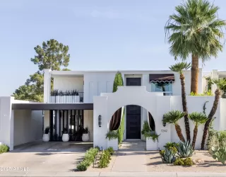 Photo #1: 6819878 Listing