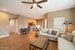 Photo #6: 6820059 Listing 