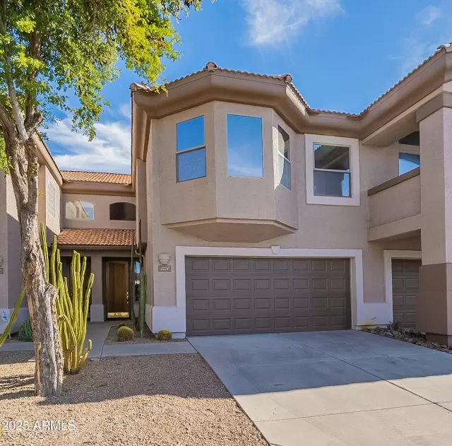 MLS: 6820083 Condo For Sale