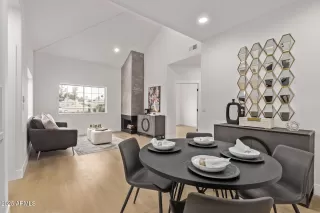 Photo #4: 6820258 Listing 