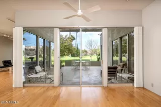 Photo #3: 6820310 Listing