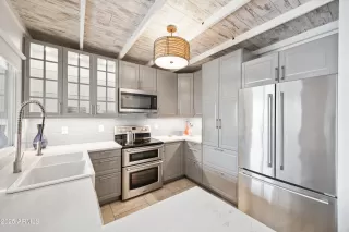 More Details about MLS # 6820321 : 7126 N VIA NUEVA