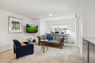 Photo #2: 6820321 Listing 