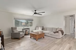 Photo #3: 6820331 Listing