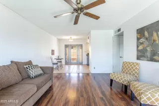 Photo #2: 6820406 Listing