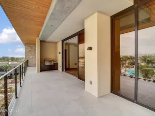 Photo #4: 6820479 Listing