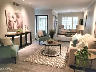 Photo #4: 6820569 Listing