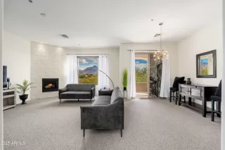 Photo #4: 6820631 Listing