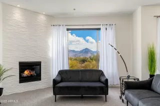 Photo #5: 6820631 Listing