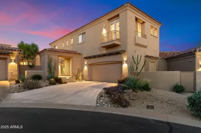 MLS: 6820739 Condo For Sale