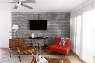 Photo #3: 6820864 Listing 