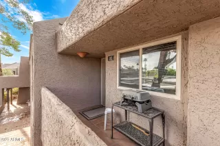 Photo #6: 6821079 Listing 