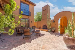 Photo #3: 6821172 Listing 