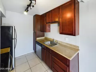 Photo #5: 6821234 Listing 