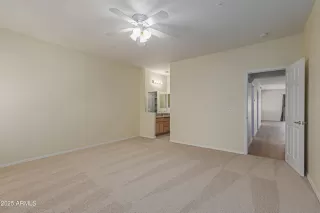 Photo #6: 6821264 Listing