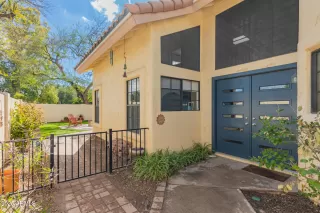 Photo #2: 6821288 Listing 