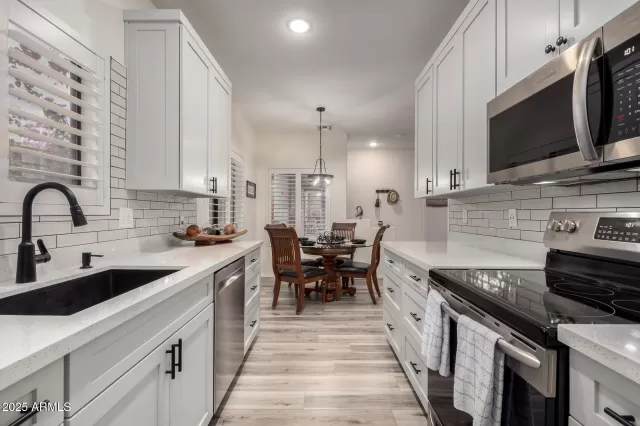 MLS: 6821295 Condo For Sale