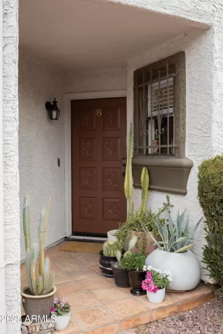 More Details about MLS # 6821320 : 7755 E THOMAS ROAD#8