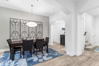 Photo #5: 6821322 Listing