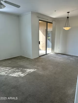 Photo #2: 6821351 Listing